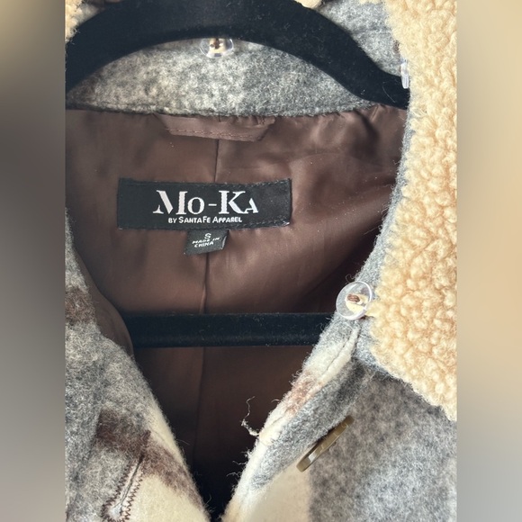 Mo-Ka by Sante Fe Apparel Women's Button-Front Long Sleeve Plaid Shacket Coat - Picture 4 of 5